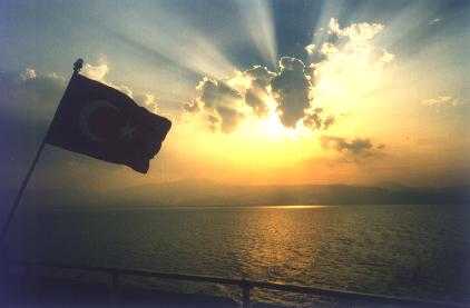 Sonnenuntergang auf der Überfahrt nach Izmir